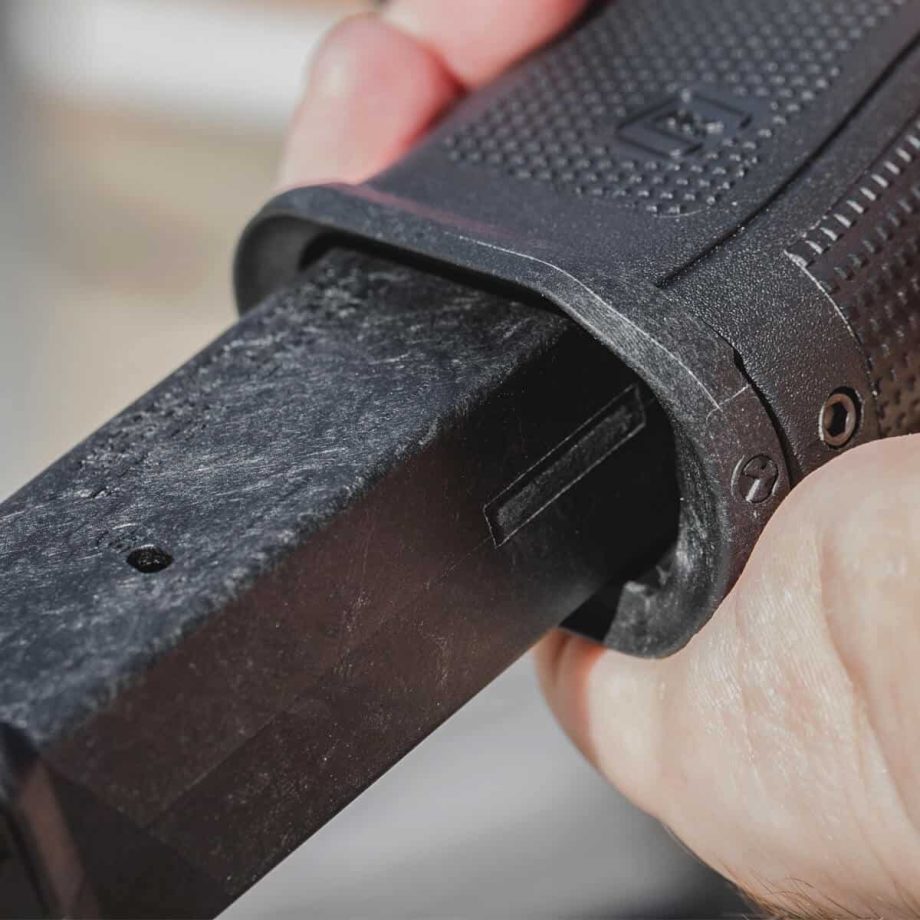 mag950-blk-magpul-gl-enhanced-magazine-well-glock-19-gen4-05 Magpul MAG950 Extended Mag Well-Black