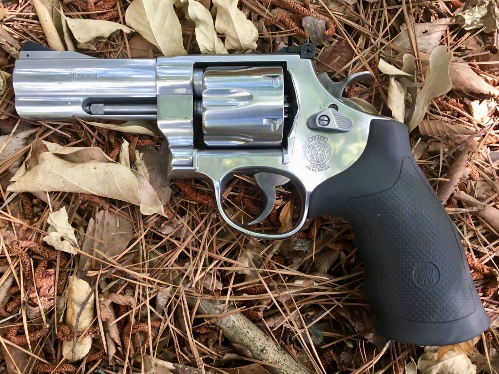 Smith & Wesson 610 10mm Revolver