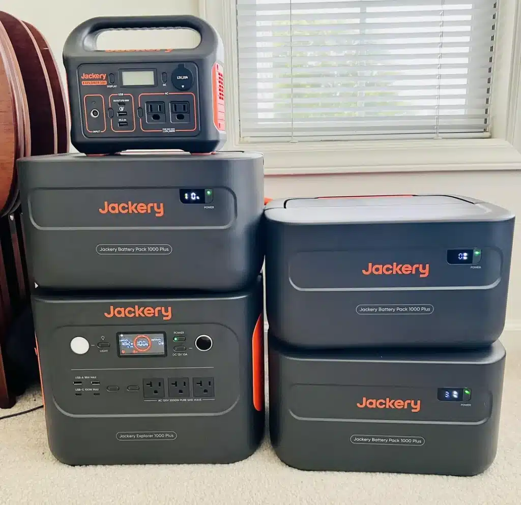 Jackery Explorer 1000 Plus with expandable batteries
