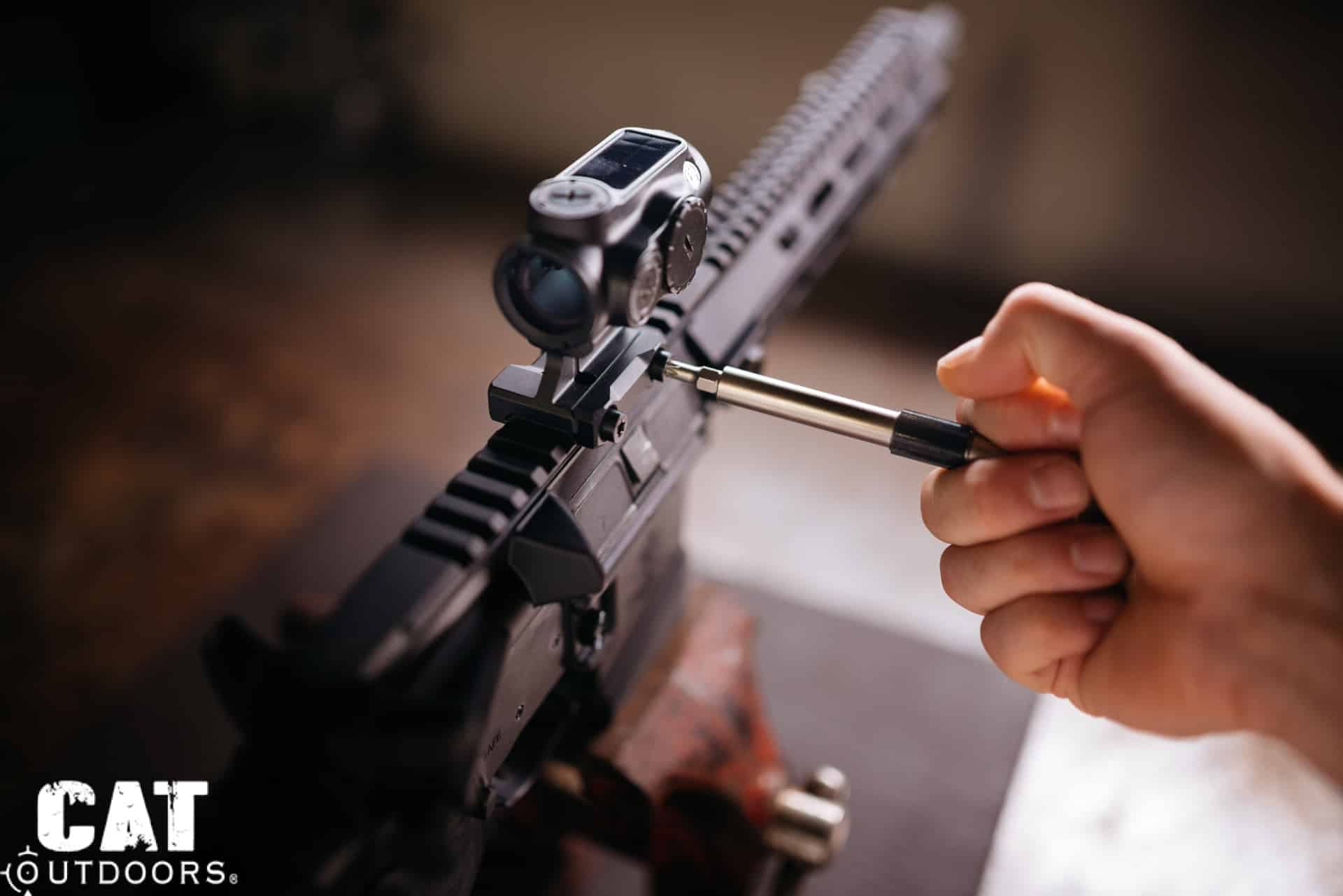 PSA Sabre 300 Blackout build: Mounting the optic with Fix it Sticks T-handle wrench