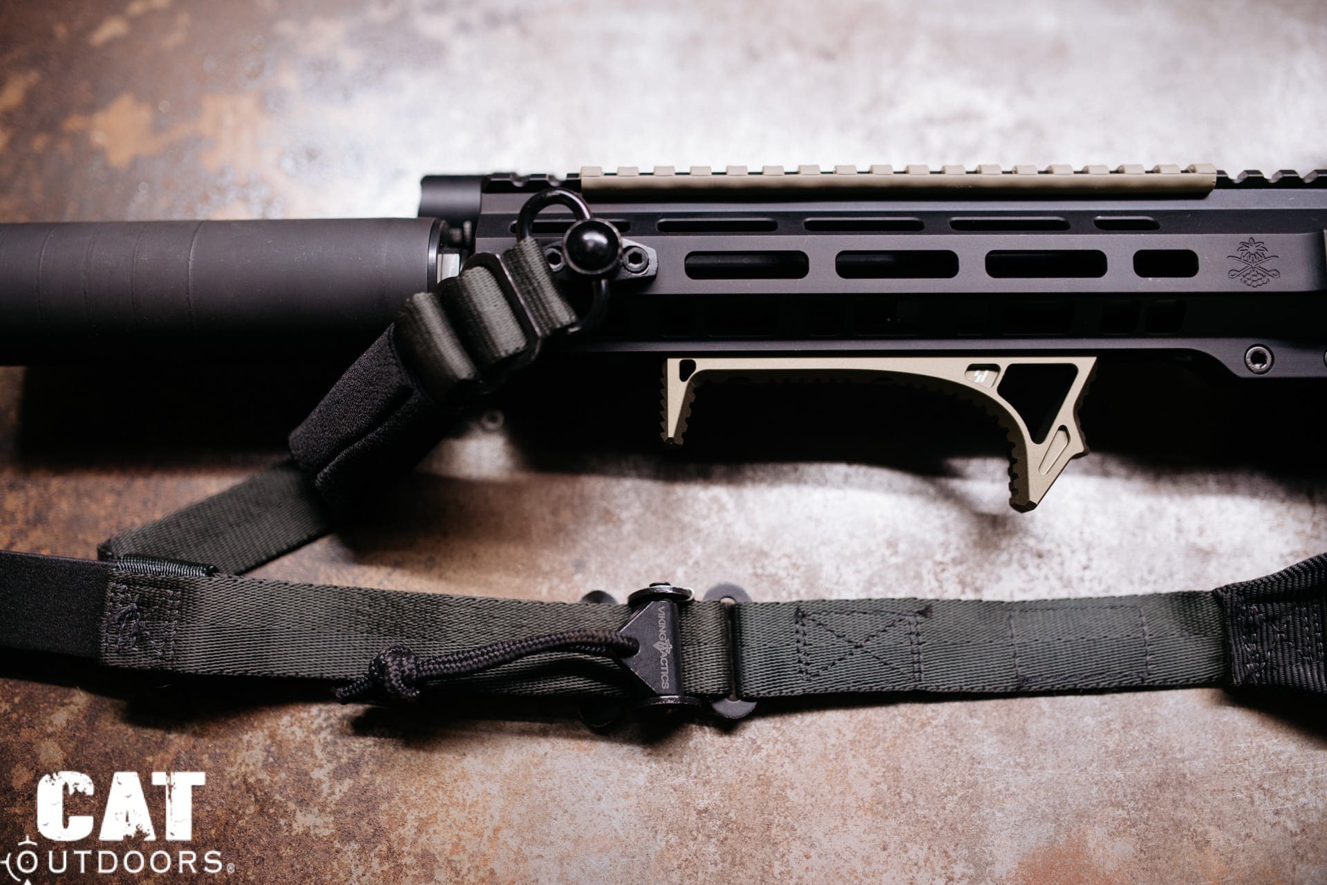 PSA Sabre 300 Blackout build: QD sling mount and Viking Tactics sling