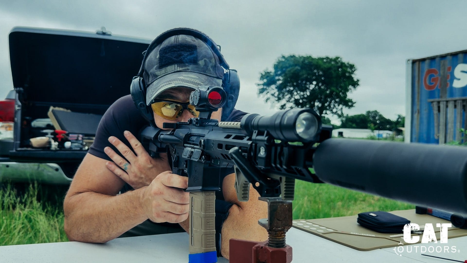 PSA Sabre 300 Blackout build: Brad shooting