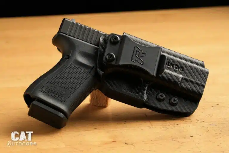Rounded Gear holster review: the Glock 19 Gen 5 seated in the carbon fiber IWB holster
